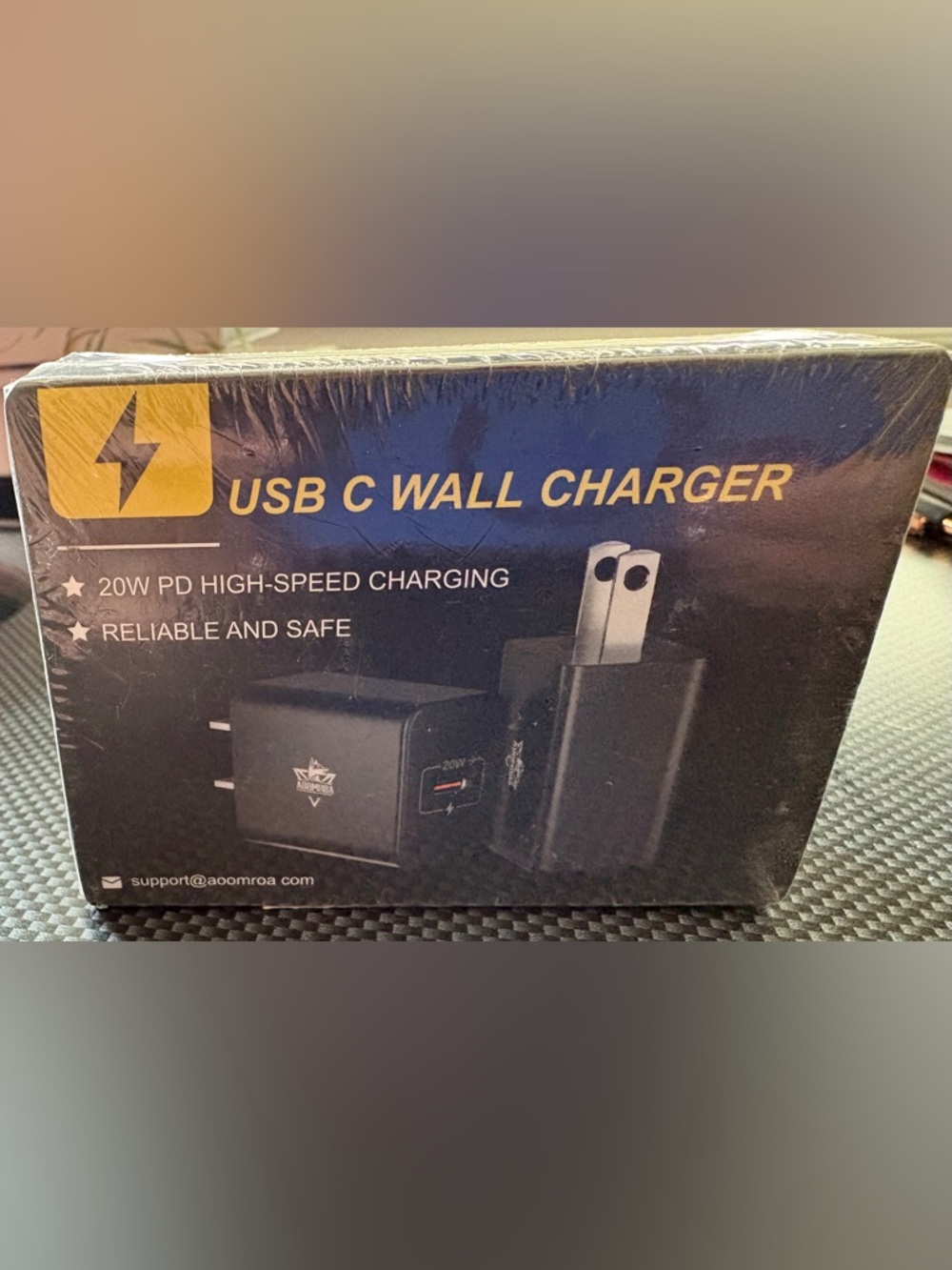USB C Wall Charger 20W PD Fast Charging - Black
